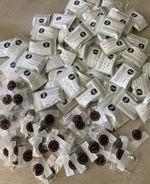 Zoolander Seeds Jimmy Weapon ([Super Silver Haze x Lemon Thai x Chem Sis] x Northern Lights 1x5) 10 Regular Seeds - Image 2
